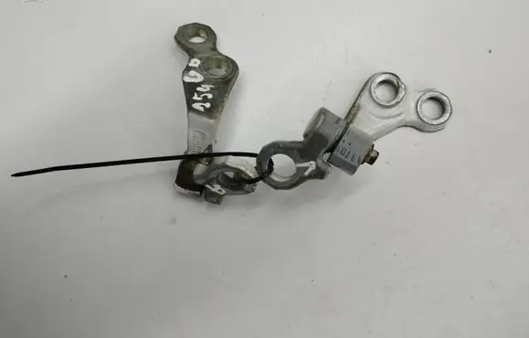 Rear door hinge set
