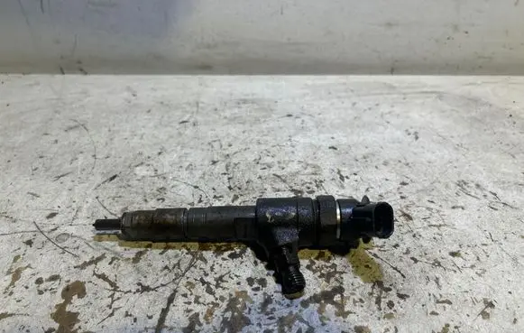 Ford Fiesta Fuel injector 0445110340