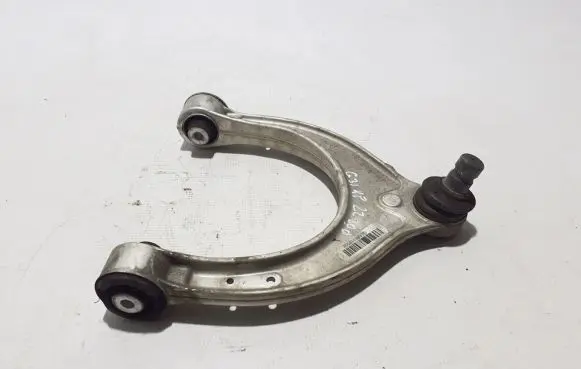 BMW 5 G30 G31 Front lower control arm/wishbone 6861185