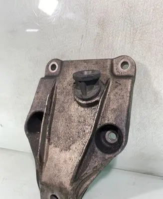 BMW 7 F01 F02 F03 F04 Engine mounting bracket 2211677762305