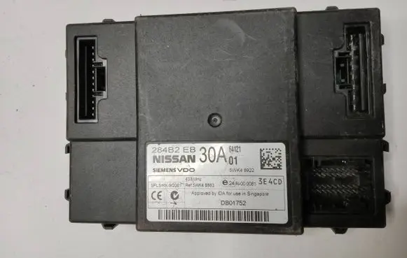 Nissan Navara D40 Comfort/convenience module 284B2EB30A 5WK48922 24A000081