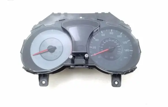 Nissan Juke I F15 Speedometer (instrument cluster)