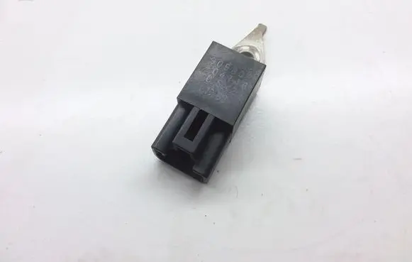 Toyota Corolla Verso E121 Other relay 9098004148 1782
