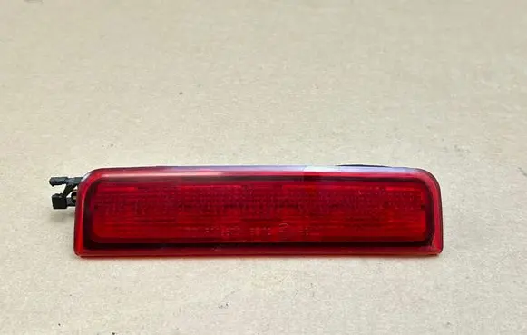Volkswagen Caddy Third/center stoplight 5339870