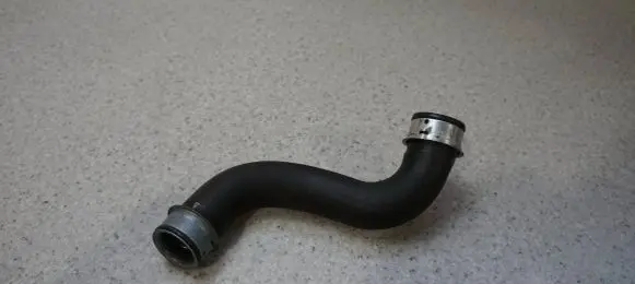 Infiniti Q50 Intercooler hose/pipe