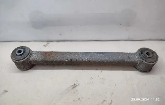 Jeep Grand Cherokee (WK) Rear control arm