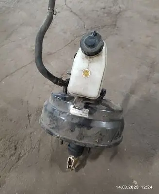 KIA Sorento Brake booster 591103E700