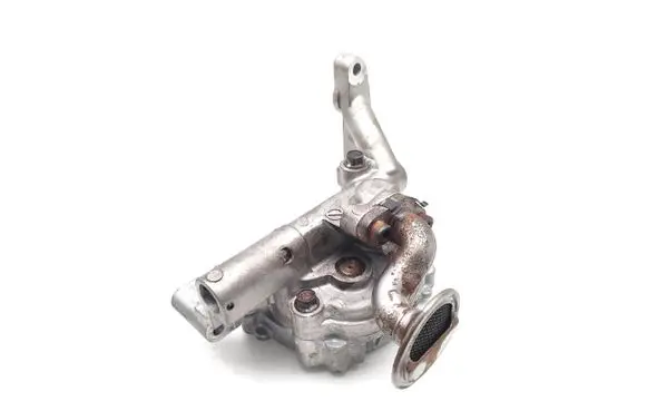 Isuzu D-Max Oil pump 
