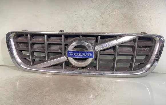 Volvo V70 Front bumper upper radiator grill 31294826 31294825