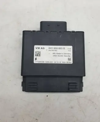 Audi Q5 SQ5 Voltage converter/converter module 8K0959663B