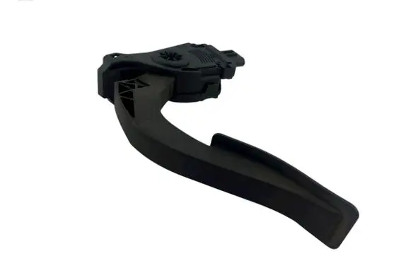 Accelerator throttle pedal