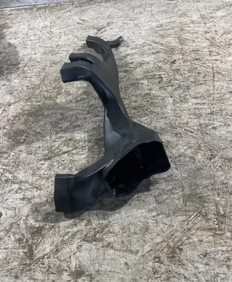 BMW 4 F32 F33 Cabin air duct channel 9205388 11460913