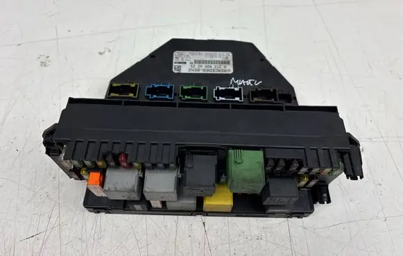 Mercedes-Benz E AMG W212 SAM control unit A2129004025