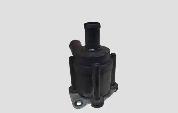 Volvo V40 Cross country Electric auxiliary coolant/water pump 31338211 704773000