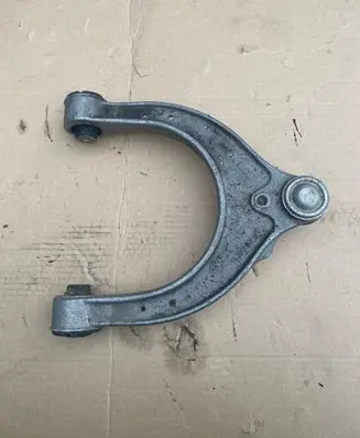 BMW 5 G30 G31 Front lower control arm/wishbone 6861185