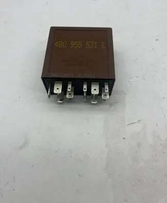 Audi A6 S6 C5 4B Other relay 4B0955531E A100501 5WK10470A
