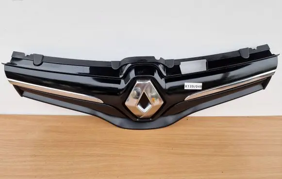 Renault Kangoo II Front bumper upper radiator grill 423101381R 1802567X