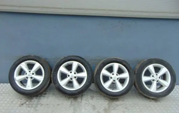 Nissan Qashqai R12 alloy rim 