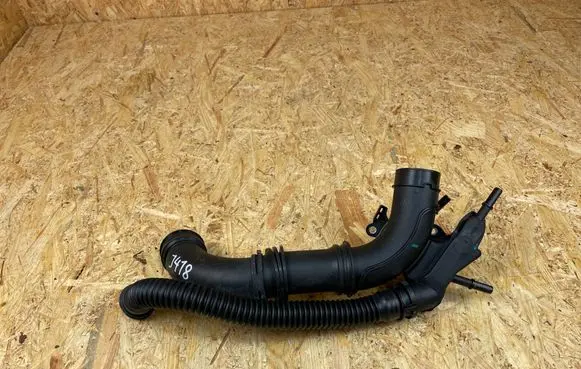 Mercedes-Benz GLB x247 Air intake duct part 3019082Z15