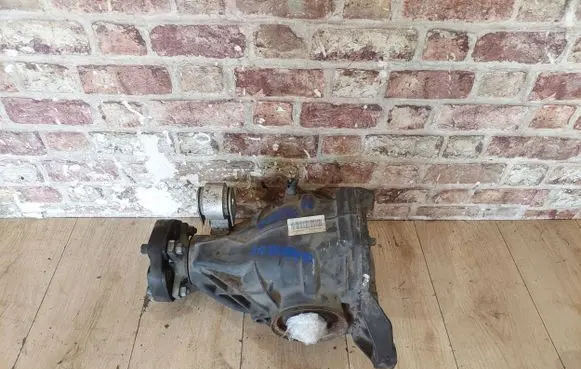 Mercedes-Benz E W212 Rear axle beam with reductor 