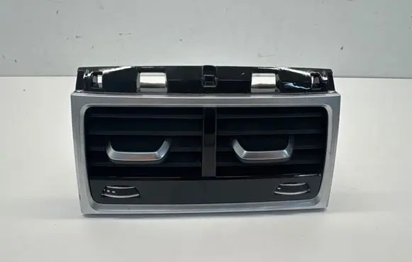 BMW 7 G11 G12 Rear air vent grill 930174512 9301745