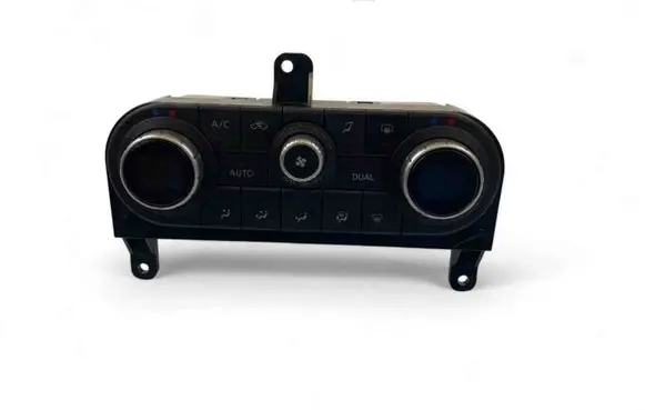 Nissan Qashqai Interior fan control switch 27500BB55A