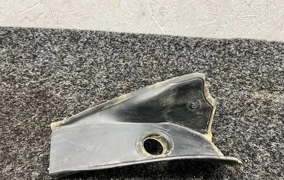 BMW X1 U11 Rear/tail light trim molding 9448829