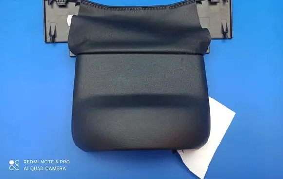 Steering wheel column trim