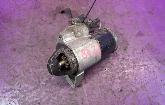 Peugeot 207 CC Starter motor 