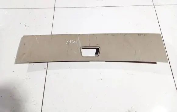 Volvo V50 Other trunk/boot trim element 8663501