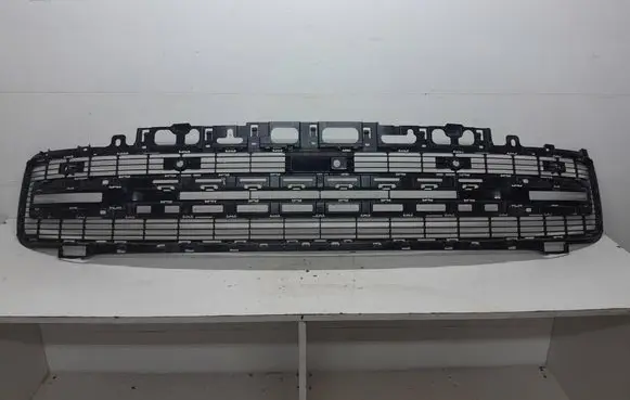 Land Rover Range Rover L460 Type LK Front bumper lower grill M8E217F791A M8E217F791B