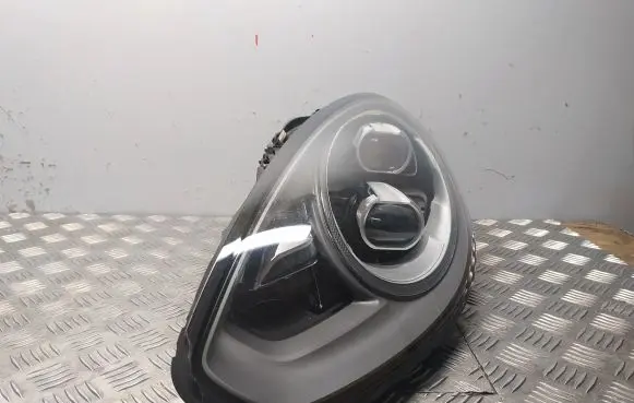 Porsche Panamera (970) Headlight/headlamp 97063107152