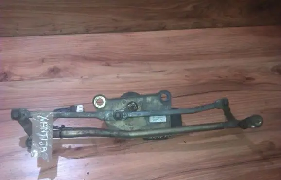Citroen Xantia Front wiper linkage and motor 3397020321