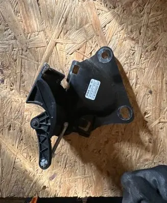 Mercedes-Benz E W212 Seat back rest lock catch A21292092009051