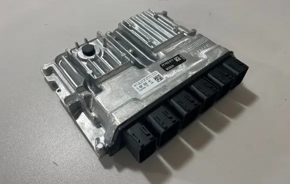 BMW X4 G02 Engine control unit/module 5A8F928