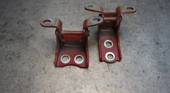 Honda Civic X Front door lower hinge 