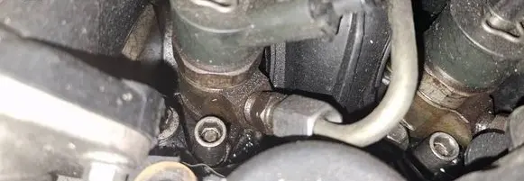 Volvo V50 Fuel injector 0445110259