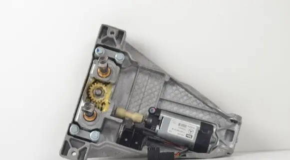 Mercedes-Benz C W203 Steering column adjust motor 404476 060227A A2205400288