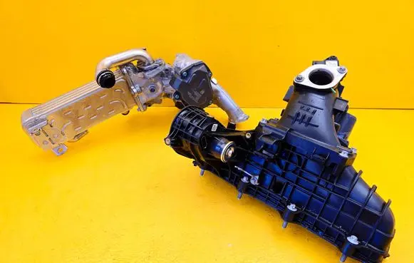 Mercedes-Benz C W205 EGR valve cooler A6511400675 A6511402180 A6510905737