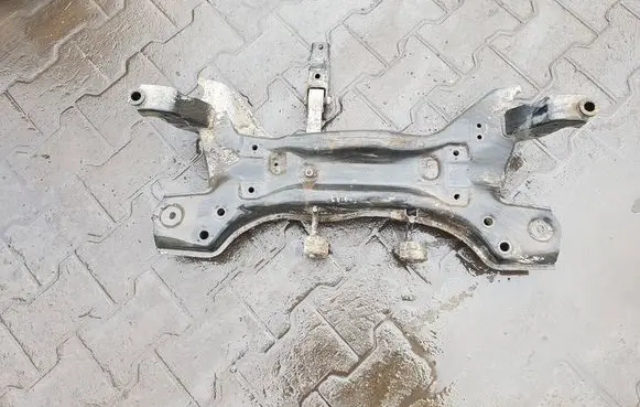 Skoda Fabia Mk2 (5J) Front axle beam 