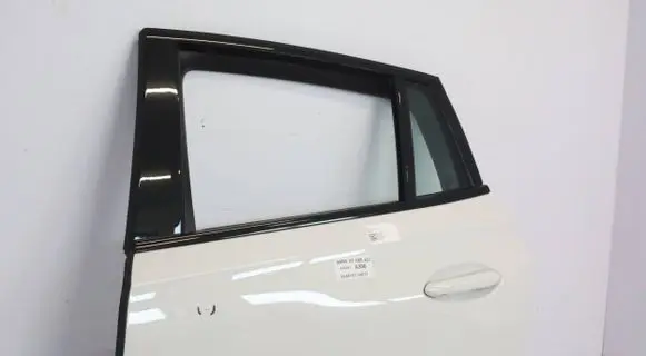 BMW X6M G06 F96 Front door 963257841