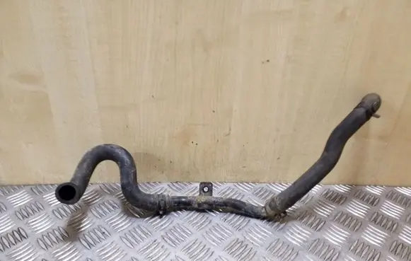 KIA Sorento Engine coolant pipe/hose