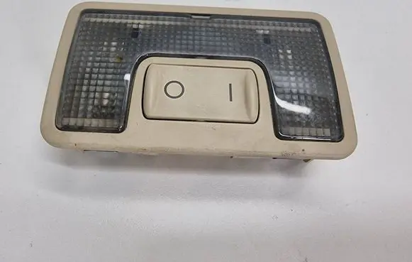 Audi A6 S6 C5 4B Boot/trunk interior light 4B9947123SJ