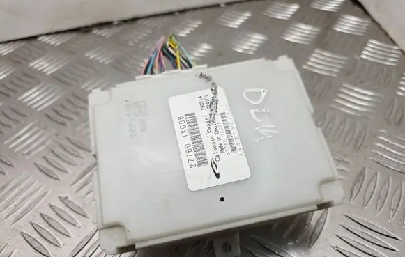 Nissan Juke I F15 Air conditioner control unit module 277601KG0B