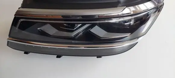 Volkswagen Tiguan Headlight/headlamp 5NN941081C 030110123505