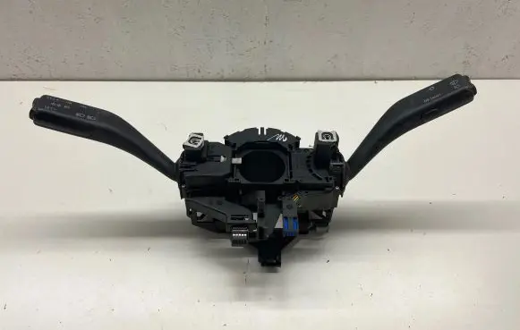 Volkswagen Golf Plus Indicator stalk 1K0953513A