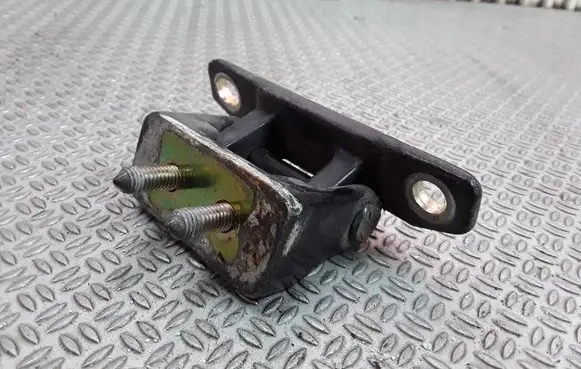 KIA Sorento Tailgate/trunk/boot hinge