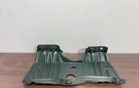 Subaru Forester SK Fender mounting bracket