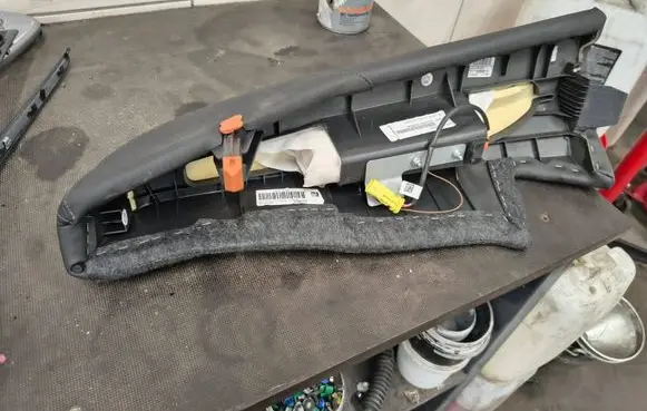 Opel Insignia A Rear seat armrest 22819767 1225009A
