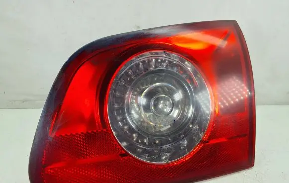 Volkswagen PASSAT B6 Tailgate rear/tail lights 3C994509307S